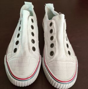 White Blowfish slip on sneakers
